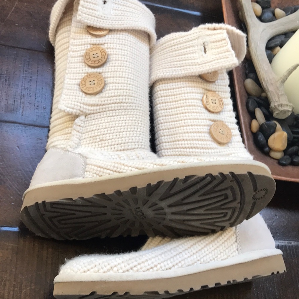 Off-White Ugg Boots - image 3